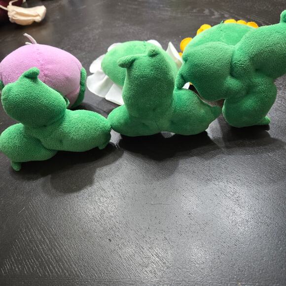 Plants vs Zombies Flower Lot Of 3 View Photos For Details - Picture 6 of 8